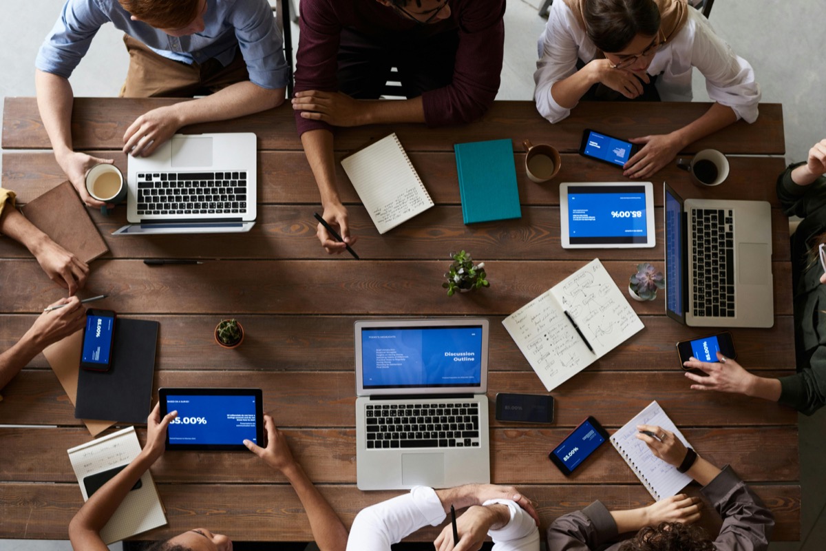 Do You Still Need to Hire Experts in the AI Era?